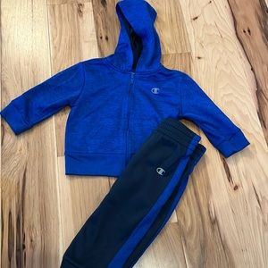 Champion sweatsuit